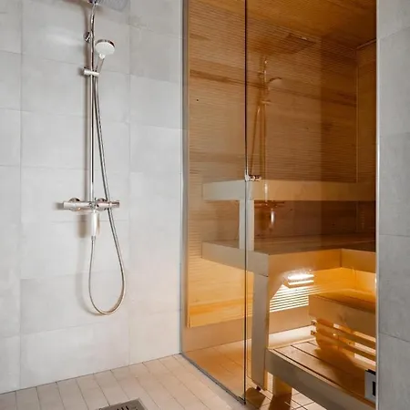 Santa's Forest Home, Private Sauna By Lapland Host Lejlighed *